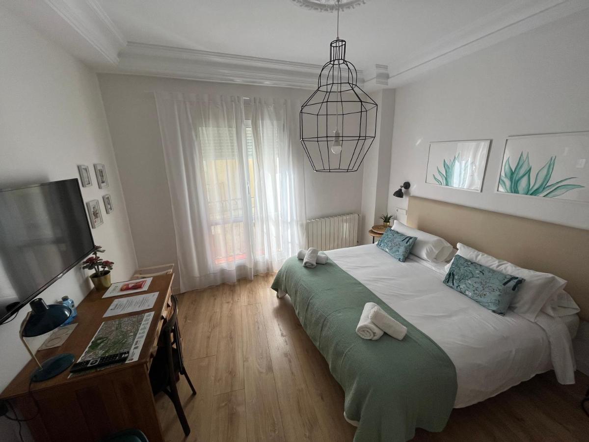 Pension Boutique Dona Urraca Burgo Exterior foto